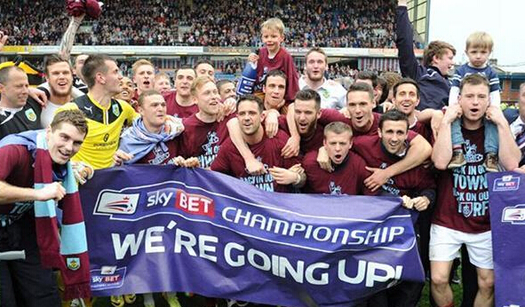 泪目，若塔遗孀被邀请到葡萄牙超级杯现场，全场球迷起立致意（葡萄牙超级杯邀若塔遗孀出席，全场球迷起立致敬，令人动容）