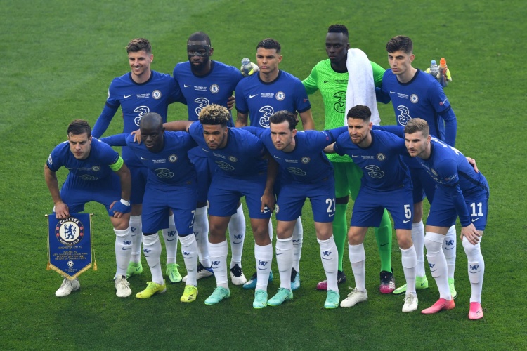 伊格莱西亚斯西甲对巴萨已打入5球，仅次于他对赫罗纳的6球（伊格莱西亚斯西甲对阵巴萨已进5球，仅逊于他面对赫罗纳的6球）