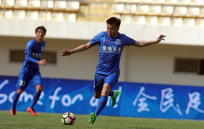 西甲：巴萨主场4-1大胜瓦伦西亚（西甲联赛：巴萨主场4-1力克瓦伦西亚）