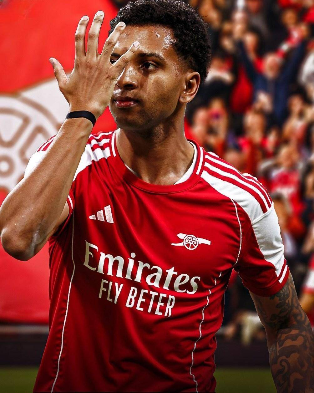 打造中甲银河战舰？深圳青年人总经理：还是让子弹再飞一会儿（中甲版银河战舰要起航？深圳青年人总经理：先等等，时间会给答案）