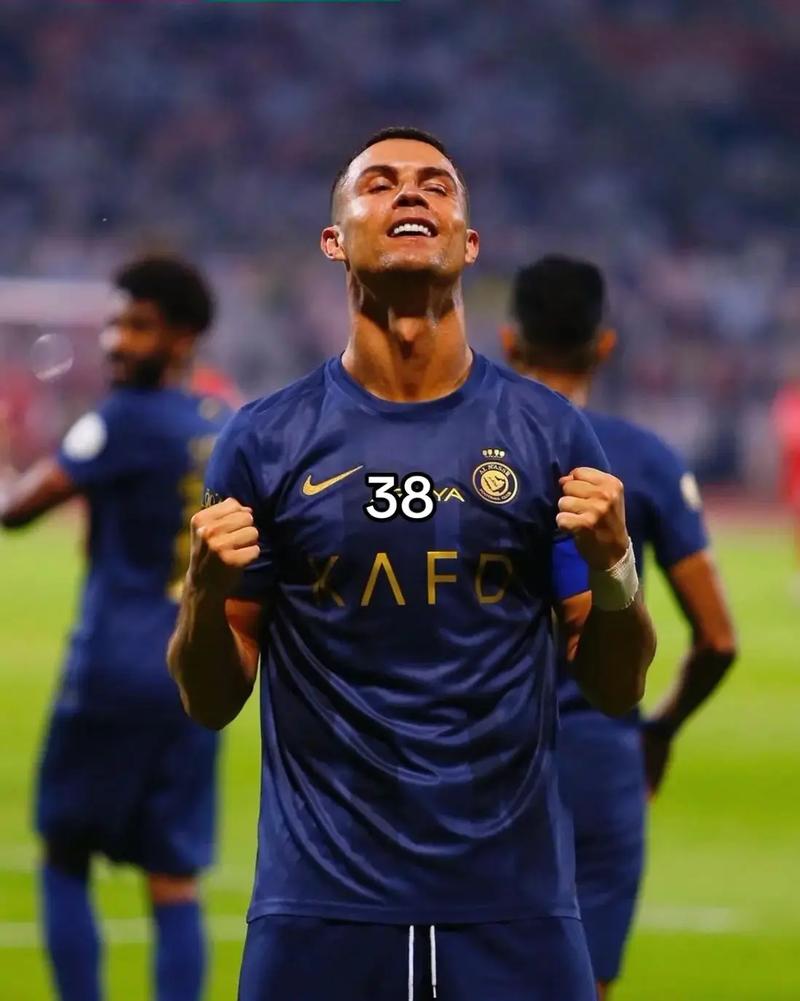 6.07次，西甲是本赛季五大联赛场均扑救次数最多的联赛（西甲本赛季场均扑救6.07次，居五大联赛首位）