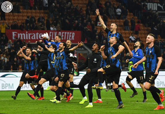 图片报：于帕经纪人确实与皇马有过接触，但双方尚未达成协议（图片报：于帕经纪人曾与皇马接触，暂未达成协议）